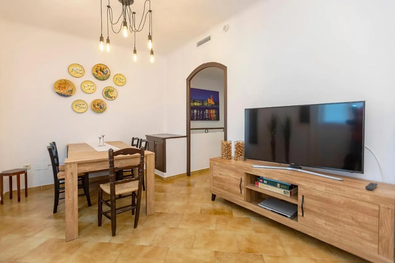 21 Sleeps Private Pool Villa & Bbq Near Barcelona Rocafort  Hiszpania