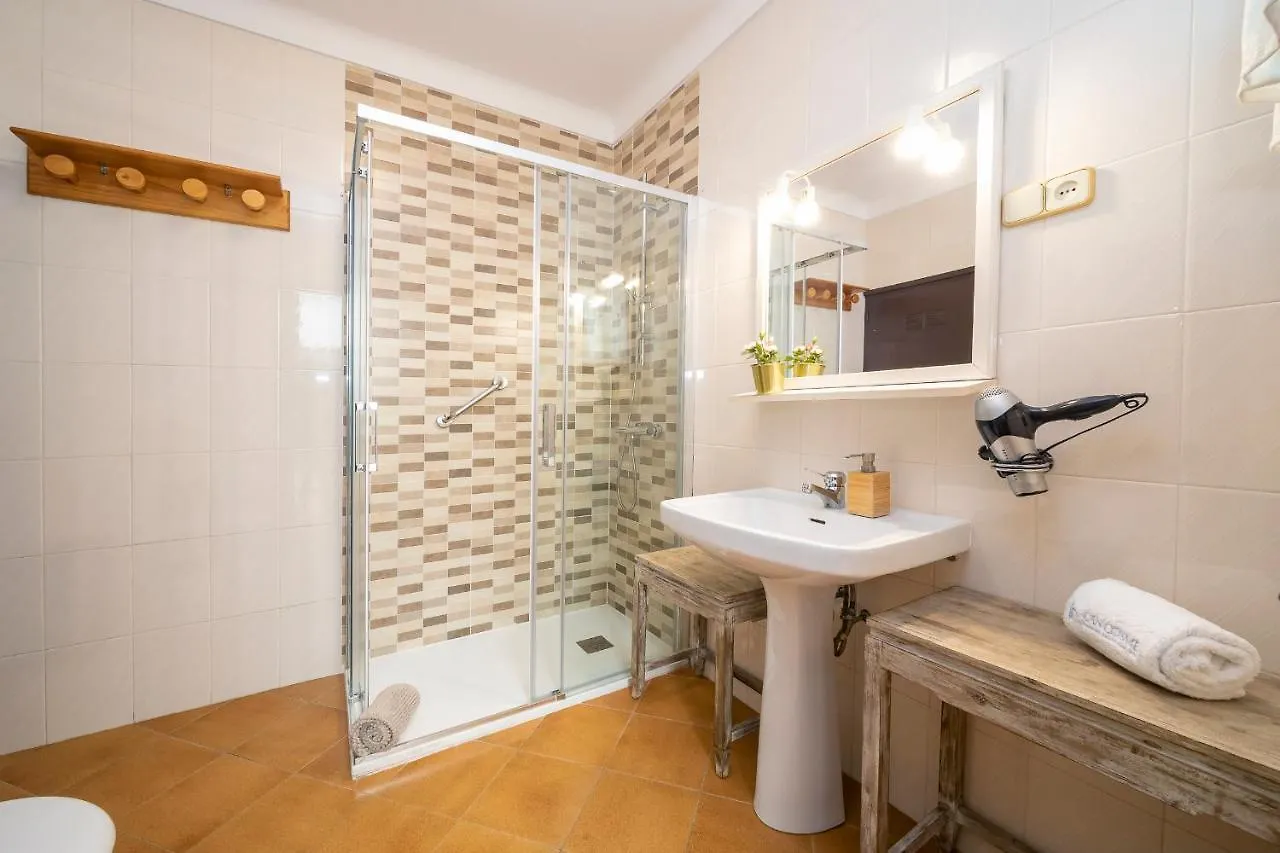 21 Sleeps Private Pool Villa & Bbq Near Barcelona Rocafort
