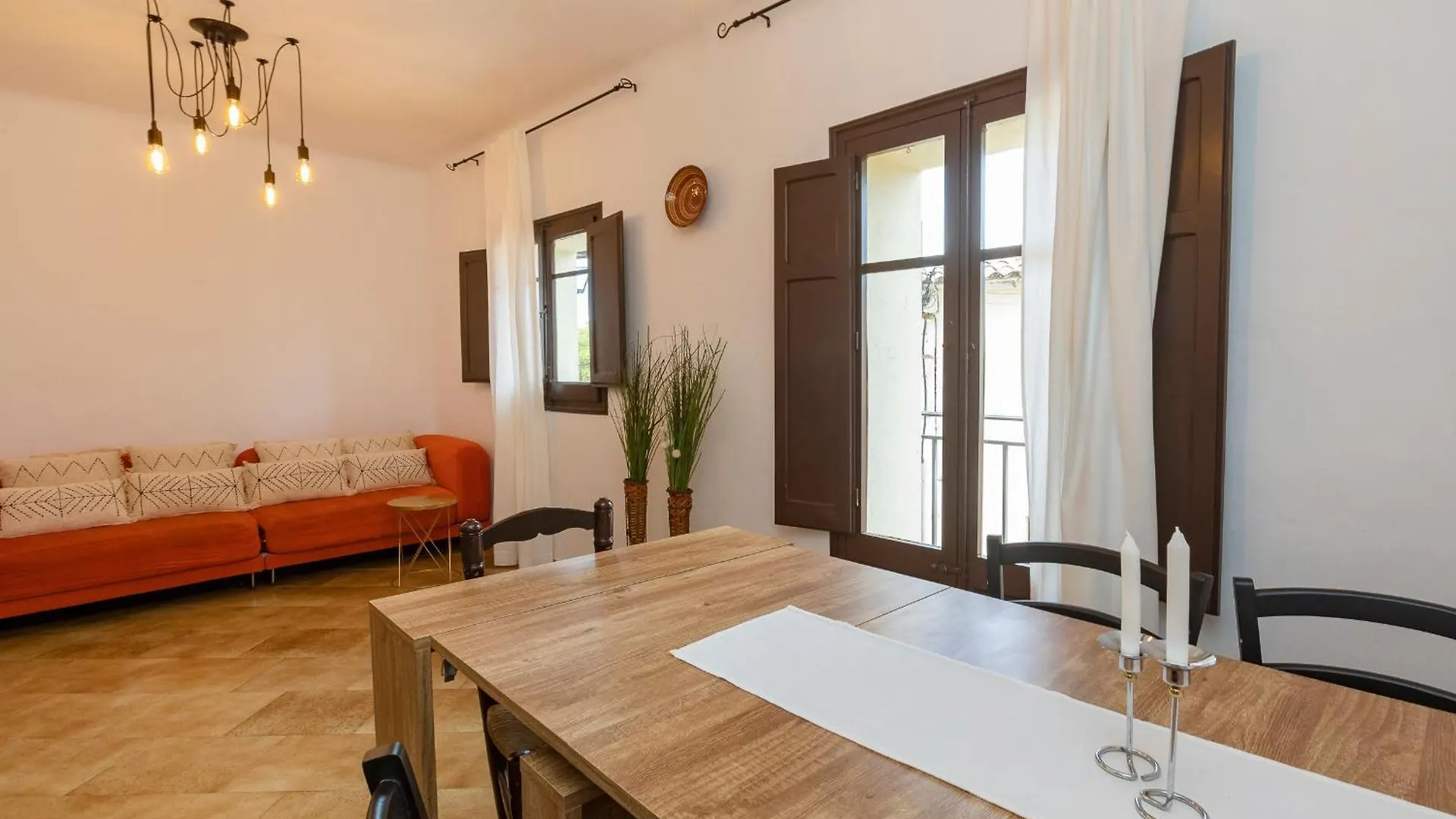 21 Sleeps Private Pool Villa & Bbq Near Barcelona Rocafort   Rocafort (Catalonia)